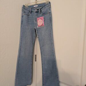 Ellie Low Boot Jeans